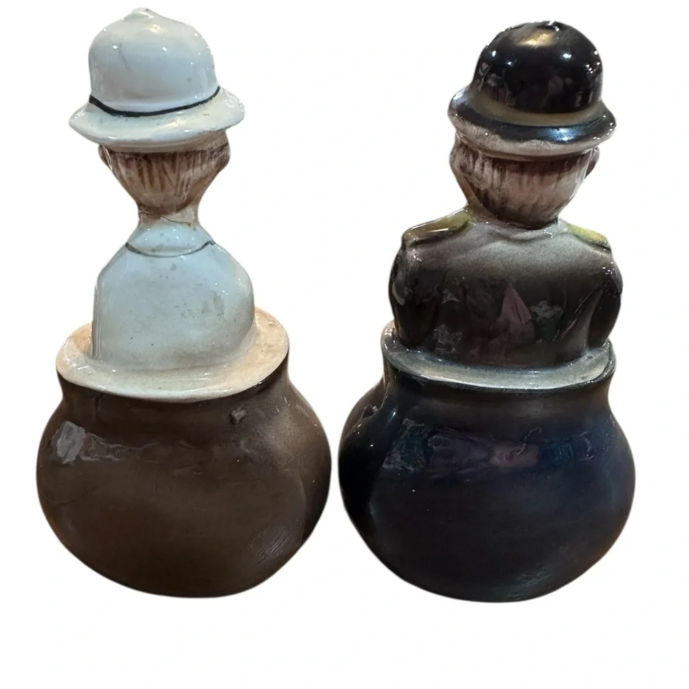 Vintage Japan Salt & Pepper Shakers Men in Boiling Pots‎ Ceramic Anthropomorphic